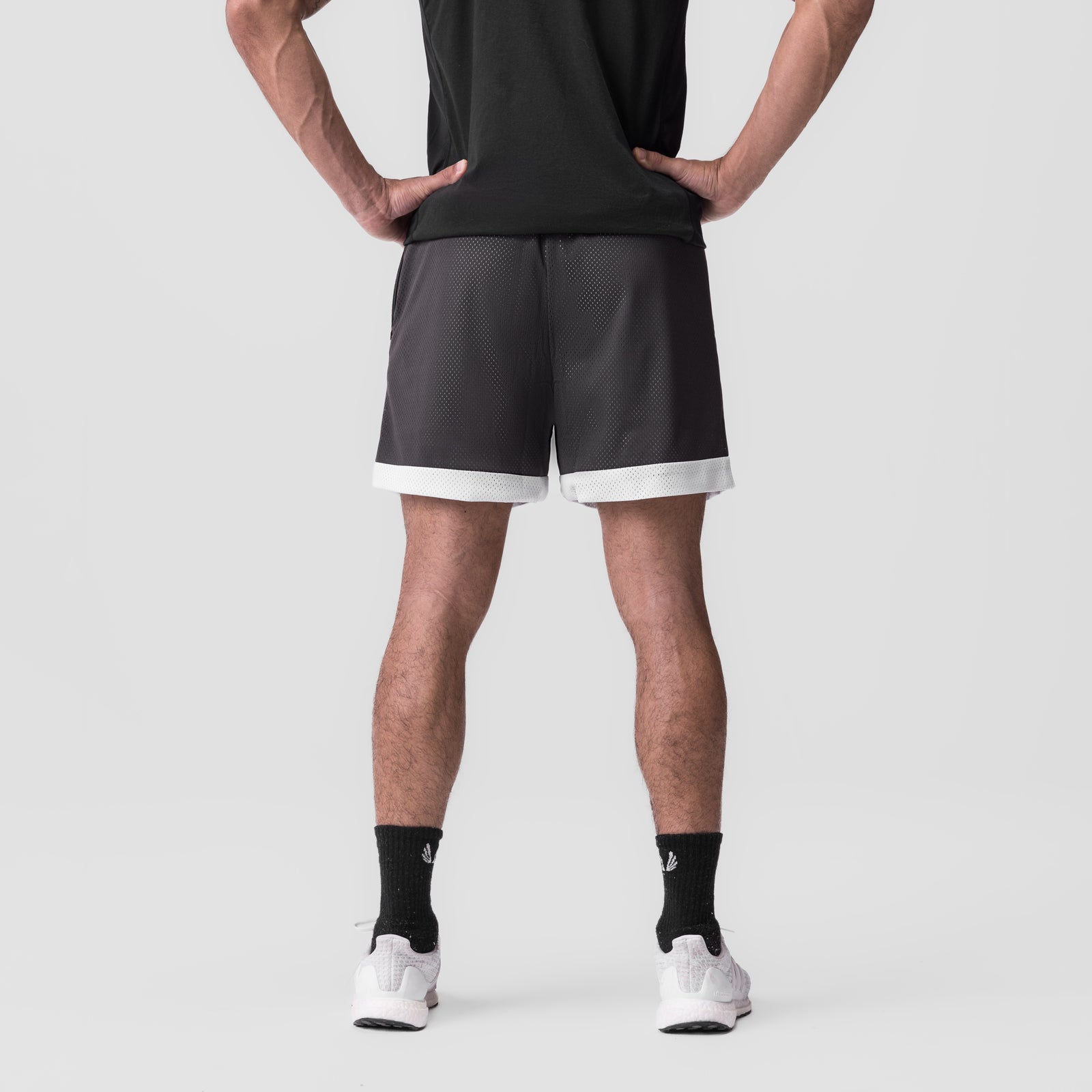 0795. SilverPlus™ Mesh Reversible Short - Raven/White