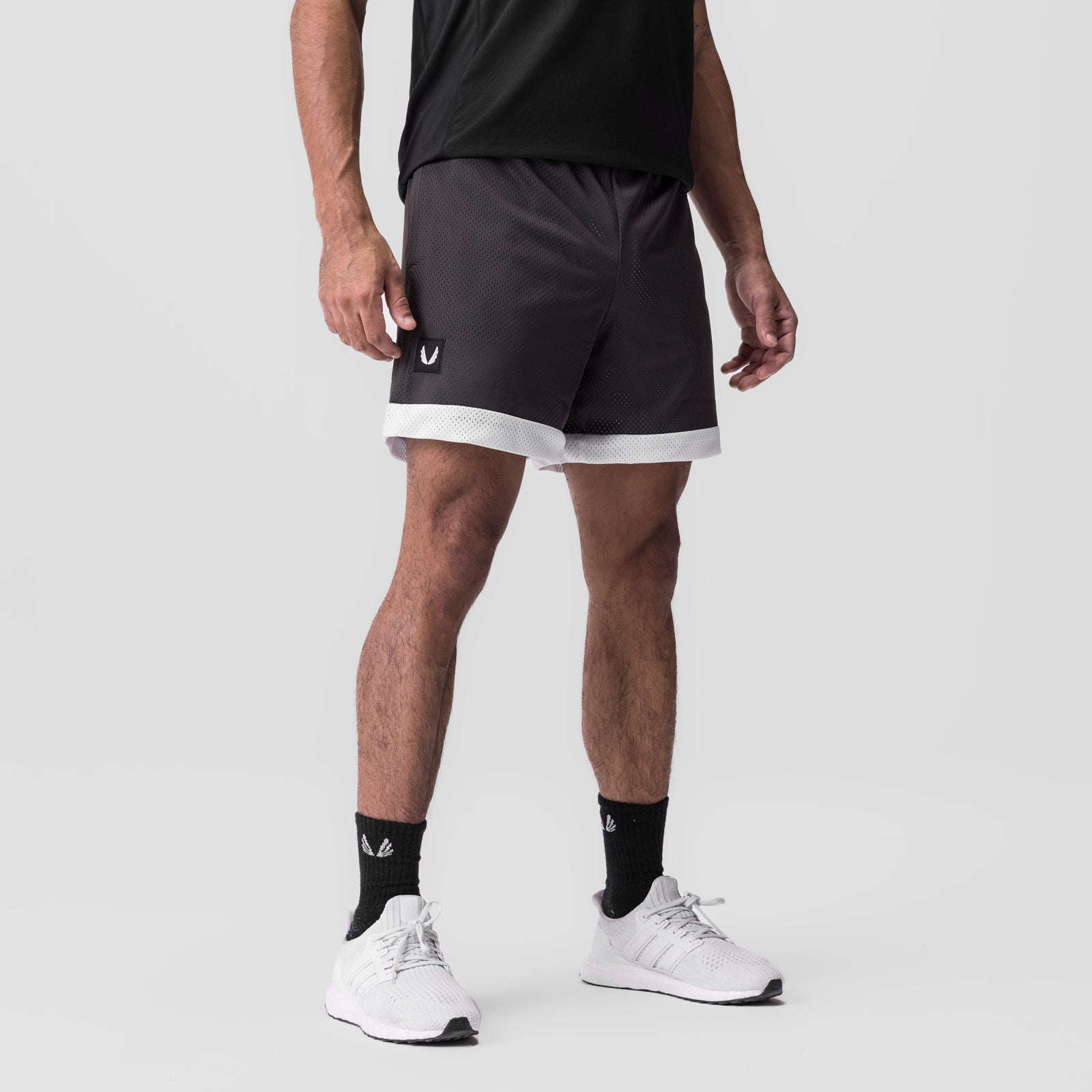 0795. SilverPlus™ Mesh Reversible Short - Raven/White