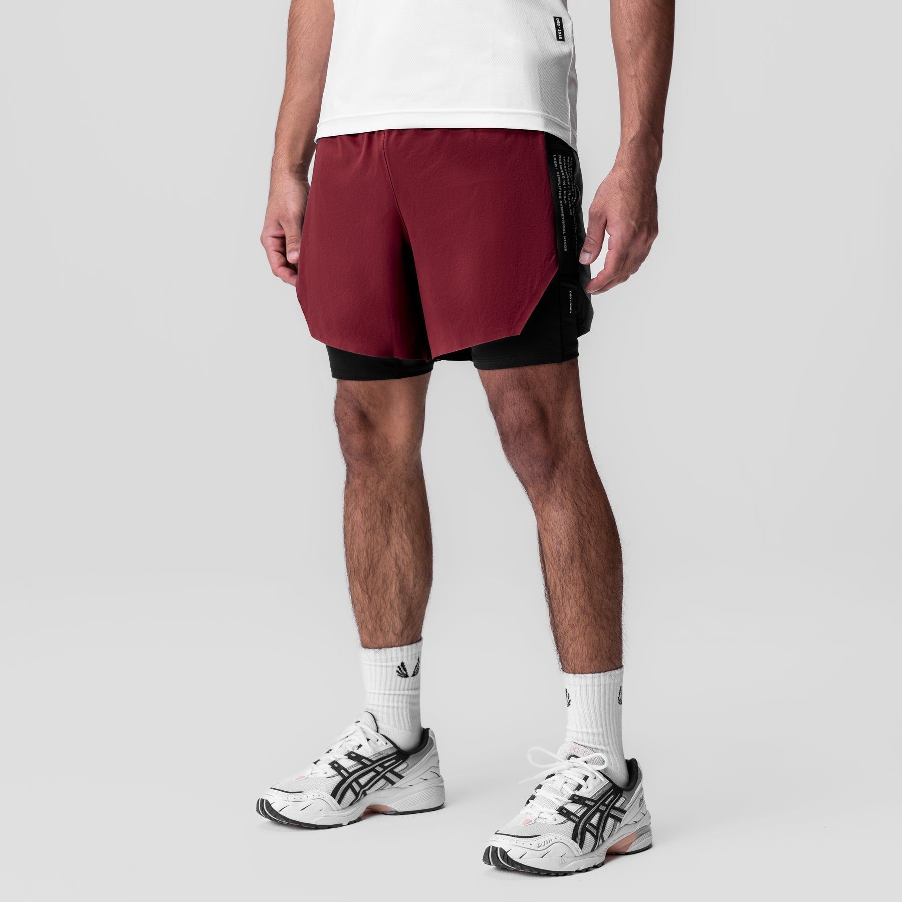 0953. Aerotex™ Hybrid Liner Short - Crimson/Black