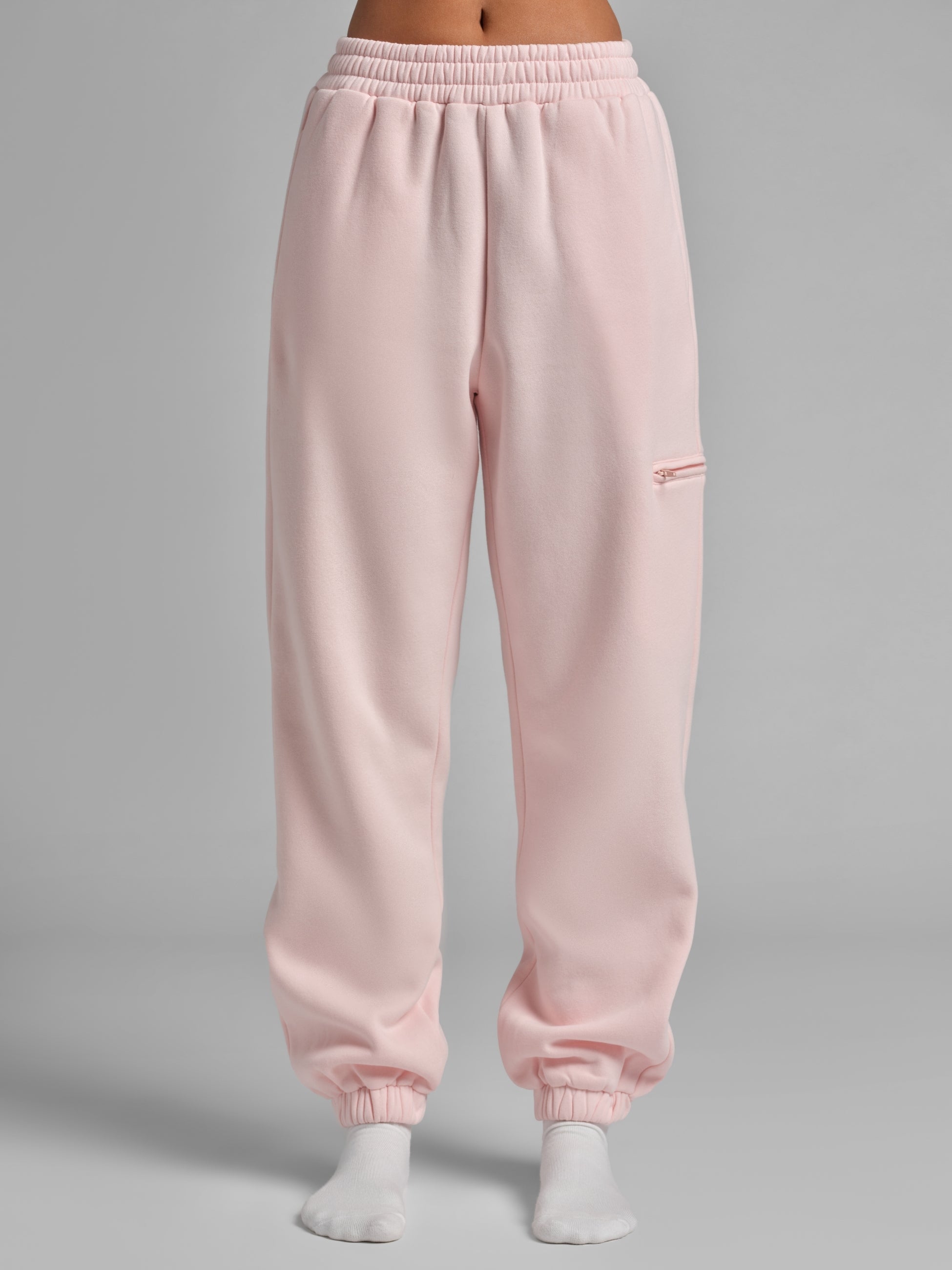 Comfrt x tarte Airplane Mode Travel Sweatpants